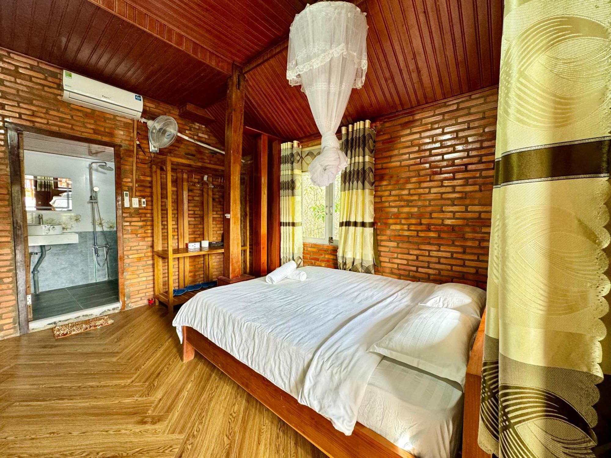 Lava Rock Viet Nam Lodge Anhfly Resort Nam Cát Tiên Exterior foto