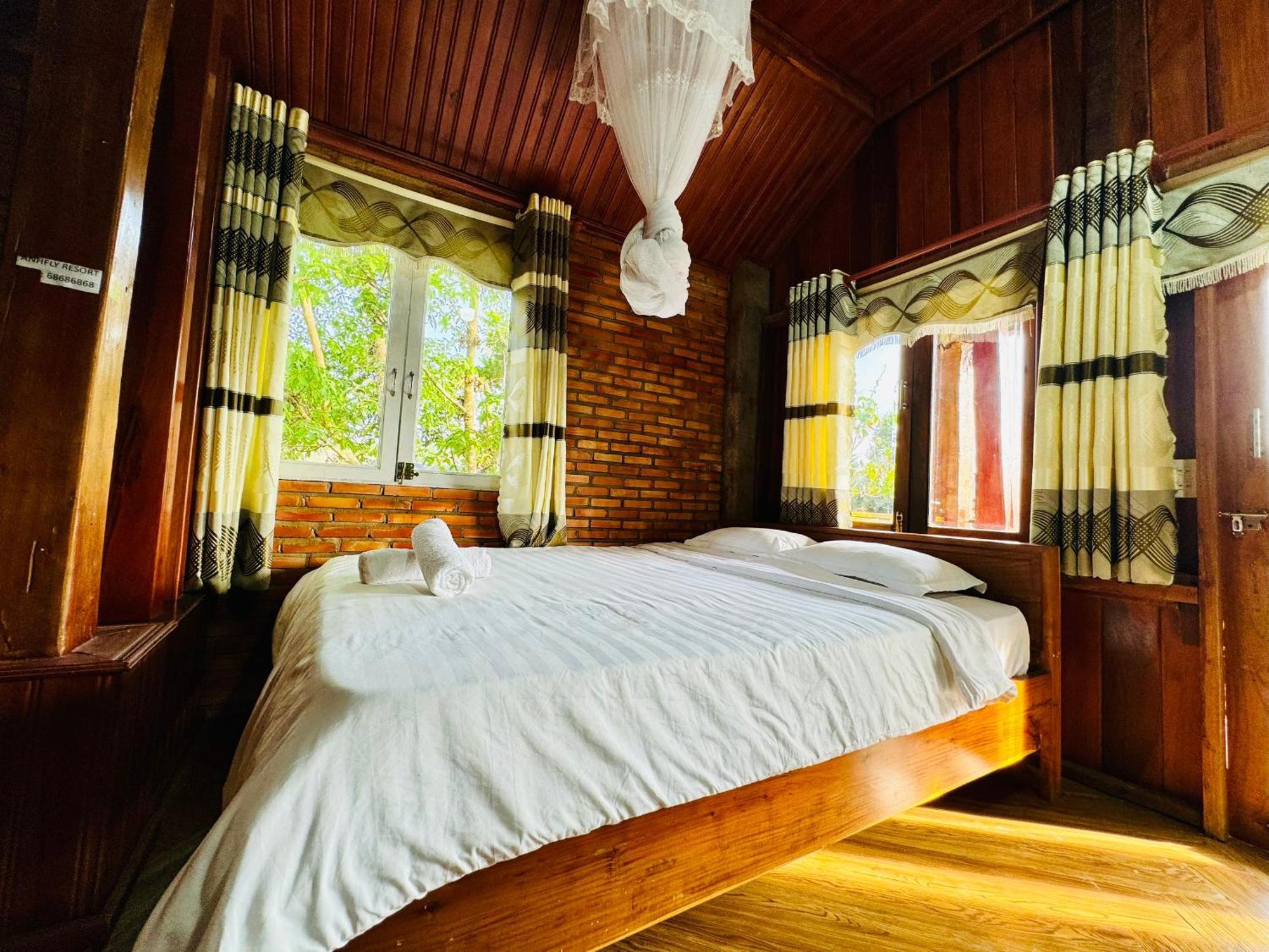 Lava Rock Viet Nam Lodge Anhfly Resort Nam Cát Tiên Exterior foto