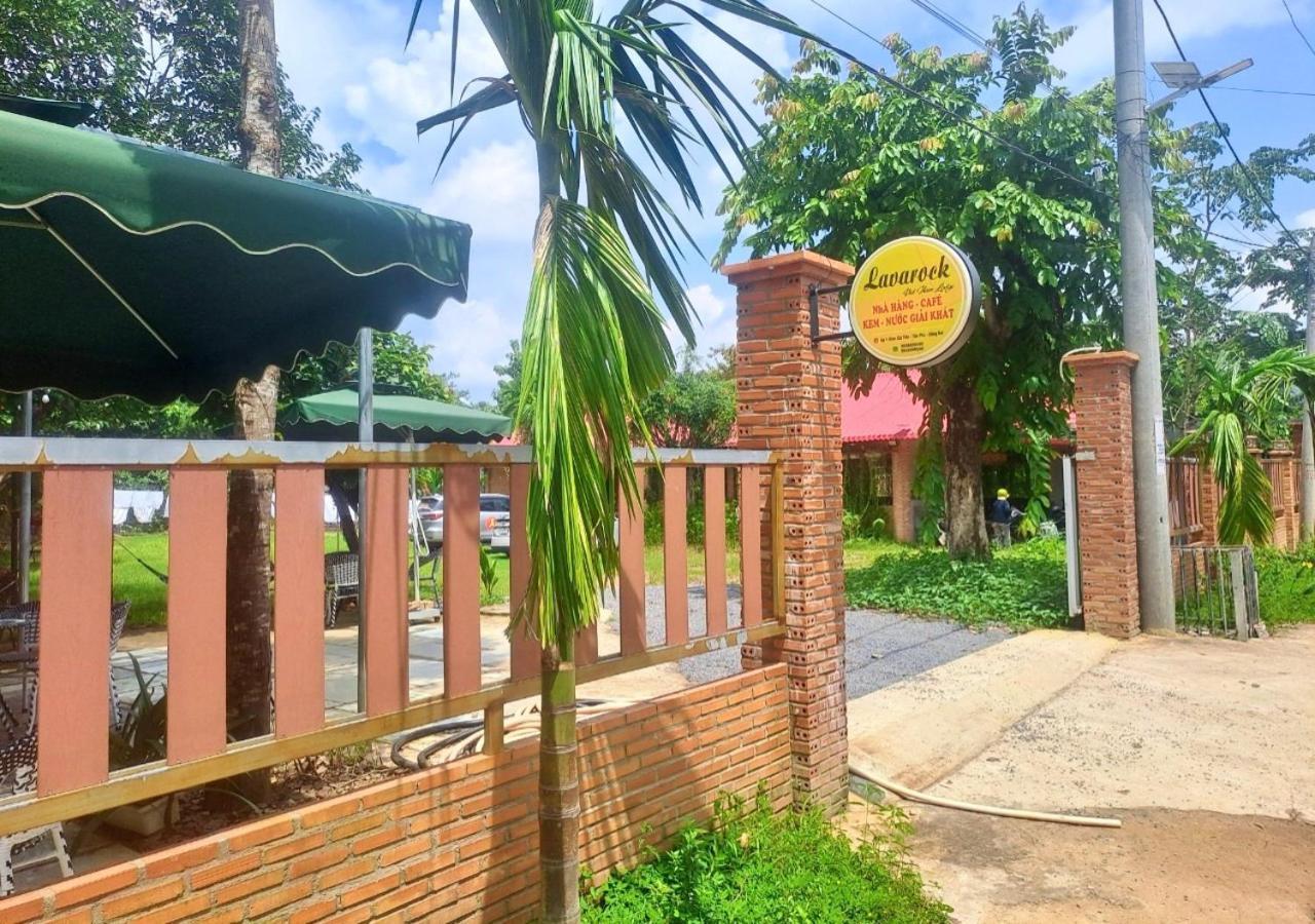 Lava Rock Viet Nam Lodge Anhfly Resort Nam Cát Tiên Exterior foto