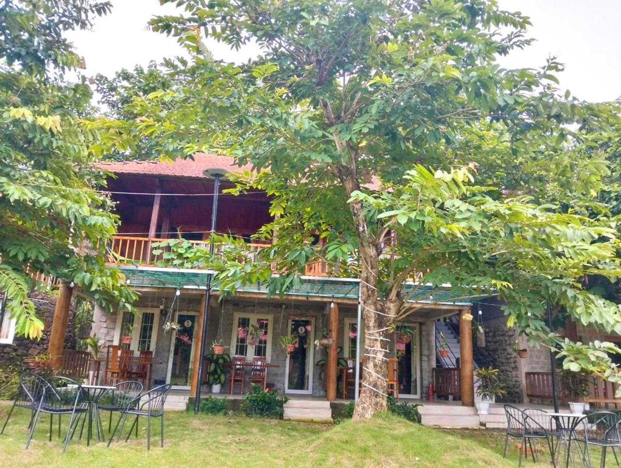 Lava Rock Viet Nam Lodge Anhfly Resort Nam Cát Tiên Exterior foto