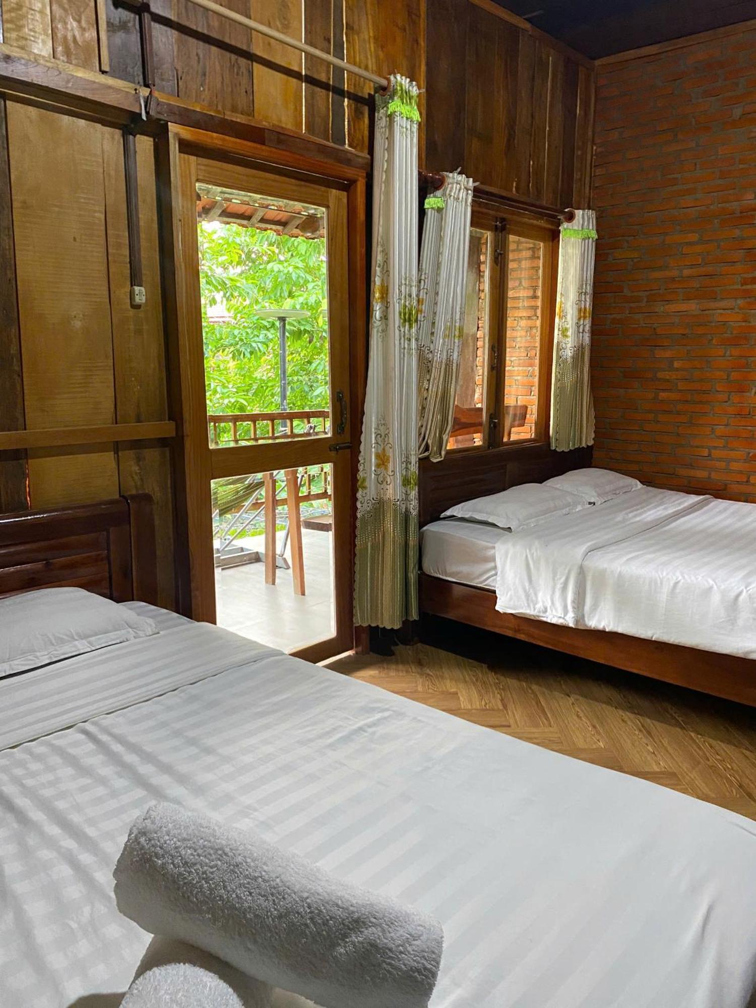 Lava Rock Viet Nam Lodge Anhfly Resort Nam Cát Tiên Exterior foto
